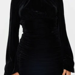 Robe Moulante En Velours Noir à Col Montant Et Manches Ballon Froncées -Pas Cher Robe Tendre Magasin 03635ab75090d44a8bec36201800b16bade2b67c cmn7033 4