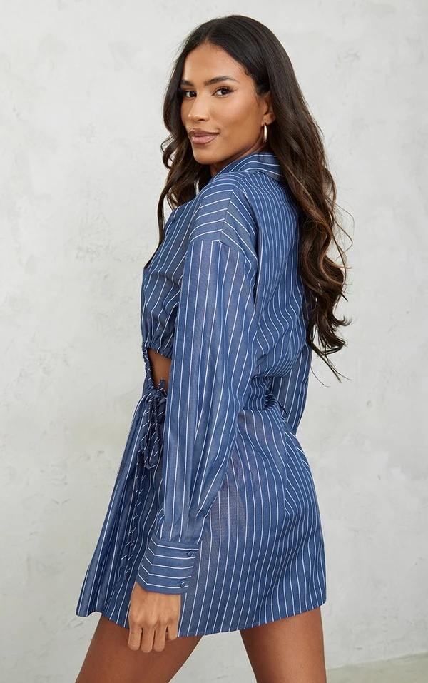 Robe Chemise Bleu Foncé à Taille Froncée Et Découpée 2 Robe Chemise Bleu Foncé à Taille Froncée Et Découpée – Image 2