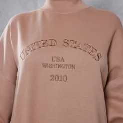 Zero Robe Pull Oversize Café Au Lait à Slogan United States Et Col Montant 8 Zero Robe Pull Oversize Café Au Lait à Slogan United States Et Col Montant -Pas Cher Robe Tendre Magasin 0456cc709810cf0fb80bb343e30dfd1c02845fa1 cnb3568 4