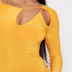 Logic Robe Très Moulante Orange à Découpes Multiples Et Manches Longues -Pas Cher Robe Tendre Magasin 084c861cdd4b32bf653d817a00d6456b4fff505e cmz5875 5