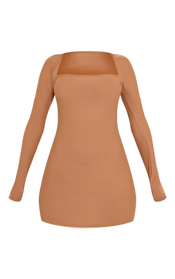 Robe Moulante Camel à Col Carré Et Manches Longues 5 Robe Moulante Camel à Col Carré Et Manches Longues – Image 5