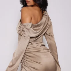 Robe Moulante Asymétrique Satinée Kaki Foncé Drapée -Pas Cher Robe Tendre Magasin 09231e214380a40f93a2767e2a65c41009a9256d cnc7682 2