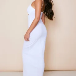 Robe Longue Côtelée Blanche Torsadée à Découpe -Pas Cher Robe Tendre Magasin 0d1b8f6c2486ea578761bf5a34253d10b0c826c0 cnd5401 2