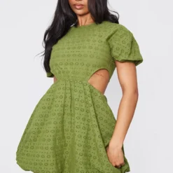 Robe Babydoll En Broderie Kaki à Découpes -Pas Cher Robe Tendre Magasin 0db5d13f299711b3e0ddbd384c4c009e29014884 cnd1211 1