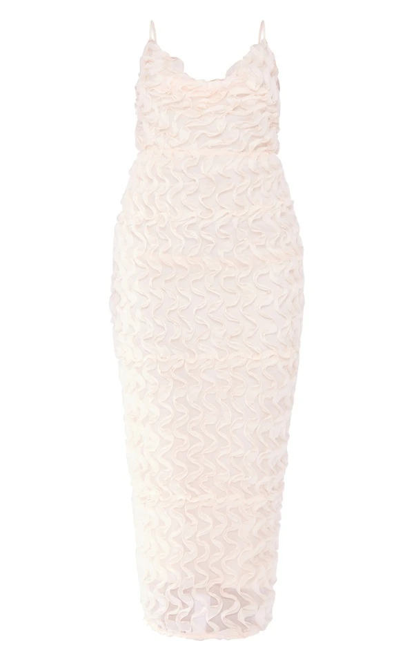 Robe Longue En Mousseline De Soie Crème Volantée à Col Bénitier Et Bretelles 5 Robe Longue En Mousseline De Soie Crème Volantée à Col Bénitier Et Bretelles – Image 5