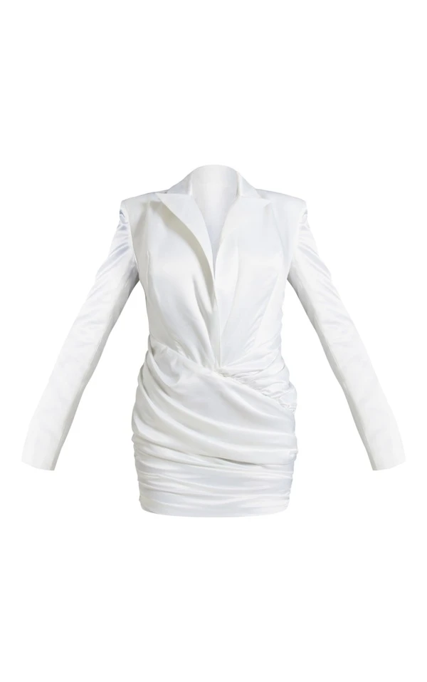 Robe Blazer Satinée Blanche Décolletée à Jupe Portefeuille 5 Robe Blazer Satinée Blanche Décolletée à Jupe Portefeuille – Image 5