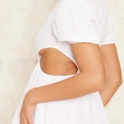 Robe Babydoll En Broderie Blanche à Découpes 8 Robe Babydoll En Broderie Blanche à Découpes -Pas Cher Robe Tendre Magasin 1b92dfa40420320ca9c630535c0aa0bbf10af14a cnd1210 4