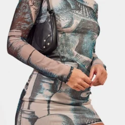 Robe Moulante En Mesh Froncé Vert Imprimé Abstrait à Manches Longues 8 Robe Moulante En Mesh Froncé Vert Imprimé Abstrait à Manches Longues -Pas Cher Robe Tendre Magasin 1d57ca670230532c507f65c1276e65a79dac3d95 cnd1334 4