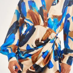 Robe Droite Satinée Multicolore Imprimé Peinture à Manches Oversize Et Jupe Drapée -Pas Cher Robe Tendre Magasin 1e7e883302ed9b33d0673d98f59364608f14c3ba cnd5885 4