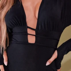 Robe Très Moulante Noir Brillante à Taille Détaillée Et Manches Longues 8 Robe Très Moulante Noir Brillante à Taille Détaillée Et Manches Longues -Pas Cher Robe Tendre Magasin 216fa31b262c565d70bf5fcde5933bd9ea72fd14 cnb5143 4