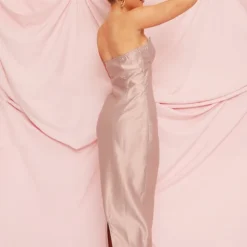 Robe Mi-longue Bustier Satinée Mauve à Barre En V -Pas Cher Robe Tendre Magasin 217c4e610fe29daebe7976cc1f8dd1f82e2b0b33 cnd0026 2