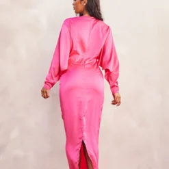 Robe Longue Satinée Rose Vif à Manches Oversize -Pas Cher Robe Tendre Magasin 237cd1312b8964f844abd7955e174c1dd07c6c0d cnd7548 2