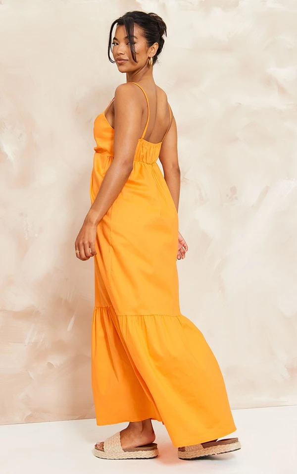 Robe Babydoll Longue Orange à Bretelles Et Superpositions 2 Robe Babydoll Longue Orange à Bretelles Et Superpositions – Image 2