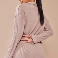 Robe Pull Oversize Côtelée Gris Pierre à Col En V -Pas Cher Robe Tendre Magasin 27401b154c92266b59aebc2c46687a91d0c9b09e cnb4464 2