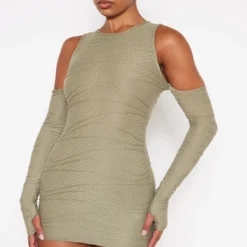 Robe Moulante Texturée Vert Sauge Kaki à épaules Dénudées Détail Manches -Pas Cher Robe Tendre Magasin 28c2466fe95a11ea0e97bc9ddf93f234763d6c61 cna0945 3