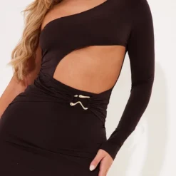 Robe Moulante Asymétrique Chocolat Découpée à Empiècements -Pas Cher Robe Tendre Magasin 2b129cb5adfb17eda28450c9c0ea85984f44c9c7 cnd2267 4