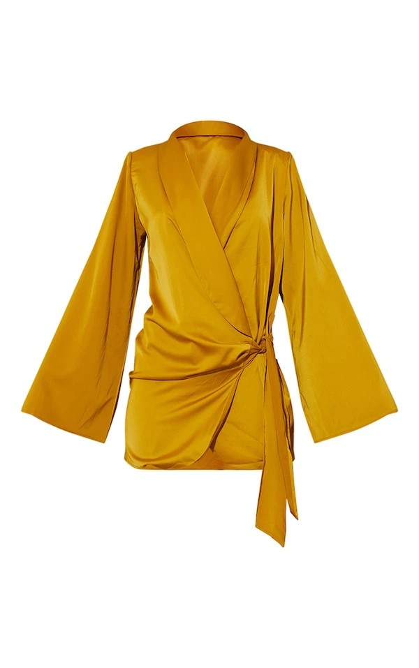 Robe Blazer Droite Chartreuse à Décolleté Très Plongeant Détail Noeud 5 Robe Blazer Droite Chartreuse à Décolleté Très Plongeant Détail Noeud – Image 5