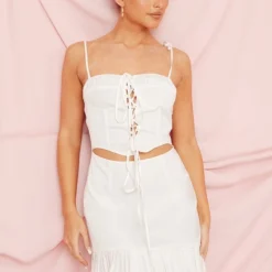 Robe Droite Volantée Blanche à Corset Lacé 9 Robe Droite Volantée Blanche à Corset Lacé -Pas Cher Robe Tendre Magasin 2da22c9bb82c8545a021587aca693d899fa148c6 cnd2345 1