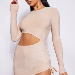 Mini Robe Dorée Métallisée à Découpe Et Fronces 8 Mini Robe Dorée Métallisée à Découpe Et Fronces -Pas Cher Robe Tendre Magasin 30c1aa37853ecd55d7783fb4ea7964b09d3ef9e5 cna9043 4