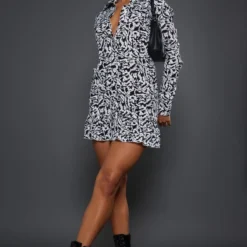 Robe Chemise Multicolore Imprimé Abstrait à Manchettes Et Ourlet Volanté -Pas Cher Robe Tendre Magasin 3174933eb049eb3f710c3bbaee1831917708ede0 cnc6630 3