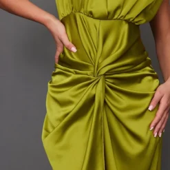 Robe Mi-longue Satinée Vert Sauge à Décolleté Plongeant Et Jupe Drapée -Pas Cher Robe Tendre Magasin 37fb2fdf9f9a0fdee9e766947e5de2d3b5018c1a cnd2064 4