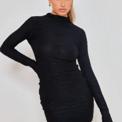Robe Moulante Texturée Noire à Manches évasées -Pas Cher Robe Tendre Magasin 38727927d46b92d2f4f215271459631d5eb1719f cna6682 3