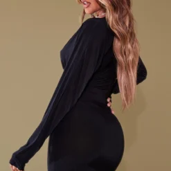 Robe Très Moulante Noir Brillante à Taille Détaillée Et Manches Longues 6 Robe Très Moulante Noir Brillante à Taille Détaillée Et Manches Longues -Pas Cher Robe Tendre Magasin 39344a2e4cb1de38a20fd1a2f71d528768ba14b2 cnb5143 2