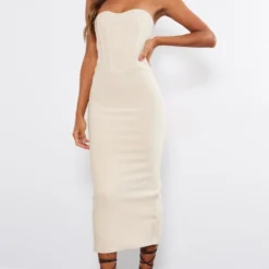 Robe Mi-longue Champagne à Détail Corset Bandage