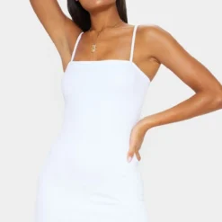 Desri Robe Moulante Blanche à Col Droit -Pas Cher Robe Tendre Magasin 3c3c662b1a458dd2676ef273b5e5a275a0d883b2 cls5432 1