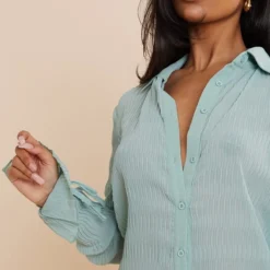 Robe Chemise En Mousseline De Soie Vert Sauge Texturée Transparente à Manchettes évasées 8 Robe Chemise En Mousseline De Soie Vert Sauge Texturée Transparente à Manchettes évasées -Pas Cher Robe Tendre Magasin 3cb7f3a8488eb2b4ba58985cef5a3d9ee65687e7 cnd5901 4