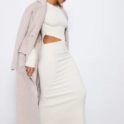 Robe Longue Côtelée Texturée Crème à Découpes Croisées 7 Robe Longue Côtelée Texturée Crème à Découpes Croisées -Pas Cher Robe Tendre Magasin 4348dd46cd61eb31c7db3bd032faff1acbd36c38 cnd1333 3