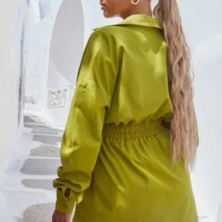 Robe Chemise Vert Olive Oversize à Taille Froncée -Pas Cher Robe Tendre Magasin 49a6b0e5d08398ffba39bd25a299ca32d7a25c8a CMS9355 2