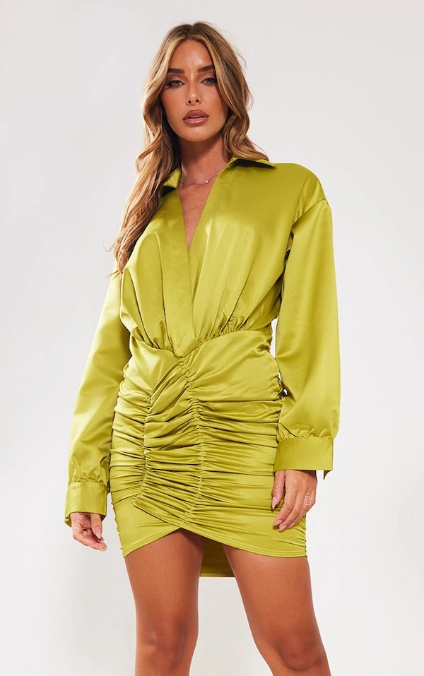 Robe Chemise Vert Olive Satinée à Décolleté Et Jupe Froncée 1 Robe Chemise Vert Olive Satinée à Décolleté Et Jupe Froncée