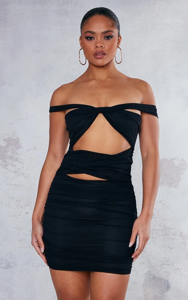 Robe Moulante Découpée En Mesh Noir à Col Bardot Et Devant Torsadé 1 Robe Moulante Découpée En Mesh Noir à Col Bardot Et Devant Torsadé