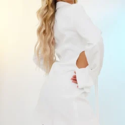 Robe Blazer Blanche Décolletée Découpée à Détail Noué -Pas Cher Robe Tendre Magasin 5483649fc26a10a4308bc989c8fcbf848f3146d3 cnd2333 2