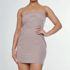 Robe Bustier Tissée Taupe à Détail Armatures
