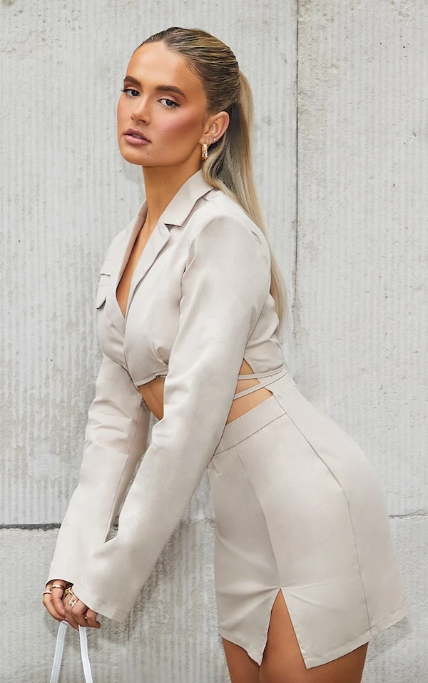 Robe Moulante Style Blazer Utilitaire Gris Pierre En Maille Tissée à Découpes Et Taille Nouée 2 Robe Moulante Style Blazer Utilitaire Gris Pierre En Maille Tissée à Découpes Et Taille Nouée – Image 2