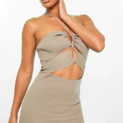 Robe En Maille Tricot Côtelée Taupe à Lanière Croisées