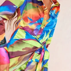 Robe Chemise Satinée Imprimé Abstrait Multicolore à Détail Noué -Pas Cher Robe Tendre Magasin 5c28be67eca6207ed1937dedfecb3cab71d9135f cne4574 4