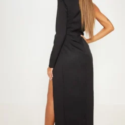 Robe Longue Noire Asymétrique à Col Haut Et Broderies -Pas Cher Robe Tendre Magasin 5eeb10207caa76e950a60ea5626f22094a9f3569 cly2727 2