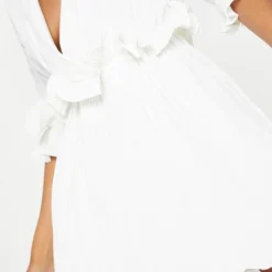 Robe Patineuse Blanche Plissée à Volants 9 Robe Patineuse Blanche Plissée à Volants -Pas Cher Robe Tendre Magasin 60d0da139fc65f4536fbc010c5c2c15521165d0a clw7888 5