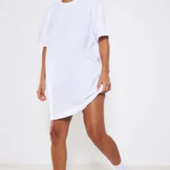 Robe T-shirt Oversize Blanche à Slogan Juicy 7 Robe T-shirt Oversize Blanche à Slogan Juicy -Pas Cher Robe Tendre Magasin 623eef01851f9ccde2e25904804a0d16b5a4aa0e cne4793 3