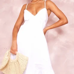 Robe Babydoll Longue Blanche à Bretelles Et Superpositions -Pas Cher Robe Tendre Magasin 62720149d5f5cfd0f46c6305e59879ce92918158 cne1529 4