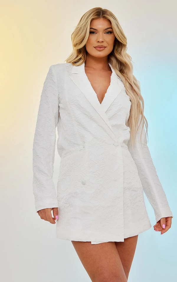 Robe Blazer Fleurie Blanche Texturée Décolletée 3 Robe Blazer Fleurie Blanche Texturée Décolletée – Image 3