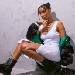 Robe Mi-longue En Maille Tricot Blanc à Col En V Et Détail Fendu -Pas Cher Robe Tendre Magasin 6c18d581fc99fe8a2dc61443e52407fce08e92b4 cmu0223 4