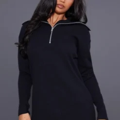 Robe Pull Oversize Côtelée Noire à Col Haut Et Demi-zip