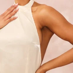 Robe Moulante Nude Brillante à Dos Nu -Pas Cher Robe Tendre Magasin 7dc18c73a1e841c11892ec06f5e337ec1b4abaf8 cne7689 4