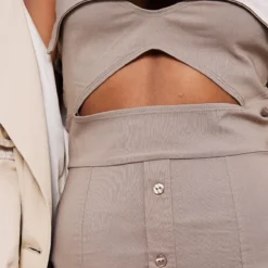 Robe Moulante Bustier Taupe à Découpes Et Boutons -Pas Cher Robe Tendre Magasin 7e05b2f7a695e62cab11463bf9d9bd2cab42658b cnd4020 4