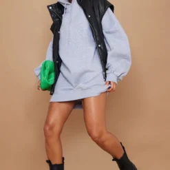 Robe Pull Oversize En Sweat Gris Chiné à Capuche -Pas Cher Robe Tendre Magasin 87dded848bf1e4750624700b937ef88d30c156c1 cmv4111 4