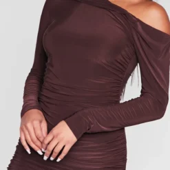 Robe Asymétrique Moulante Chocolat à Fronces 8 Robe Asymétrique Moulante Chocolat à Fronces -Pas Cher Robe Tendre Magasin 89313b363dcda17ceed8ec1646884a05d98c1873 cnc6169 4